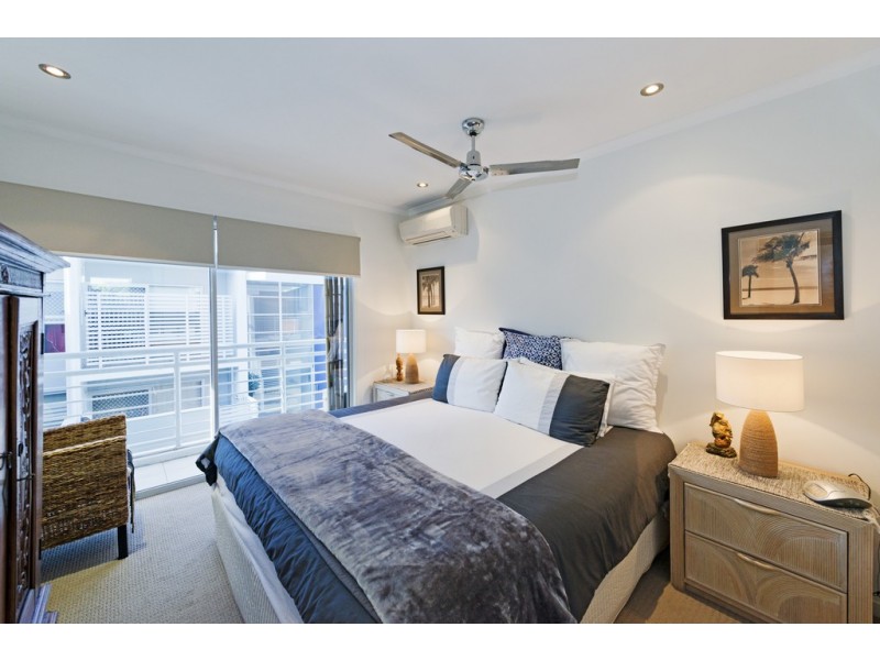 202/18 Richmond Road, Morningside QLD 4170