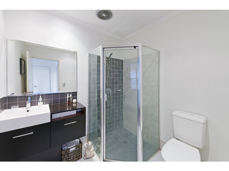 202/18 Richmond Road, Morningside QLD 4170