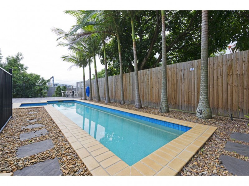 202/18 Richmond Road, Morningside QLD 4170