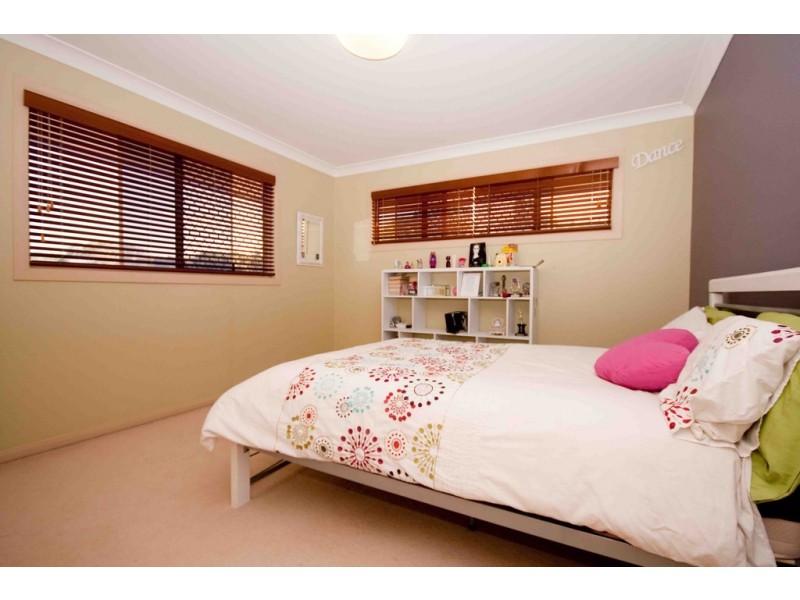 70 Kenilworth Place, Carindale QLD 4152