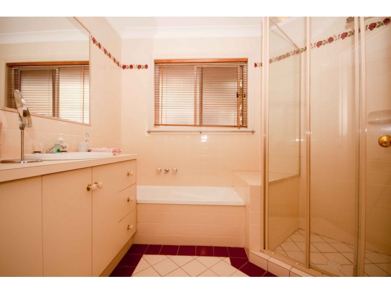 1/53 Brentnall Street, Norman Park QLD 4170