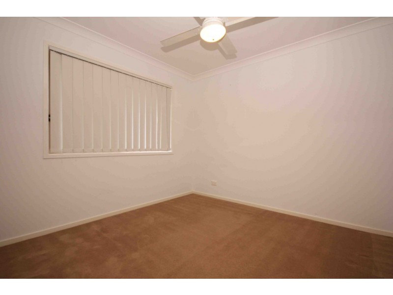 15 Delaforce Street, Regents Park QLD 4118