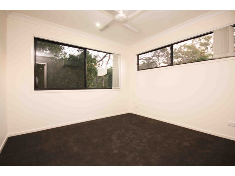 4/34 Waratah Ave, Carina QLD 4152