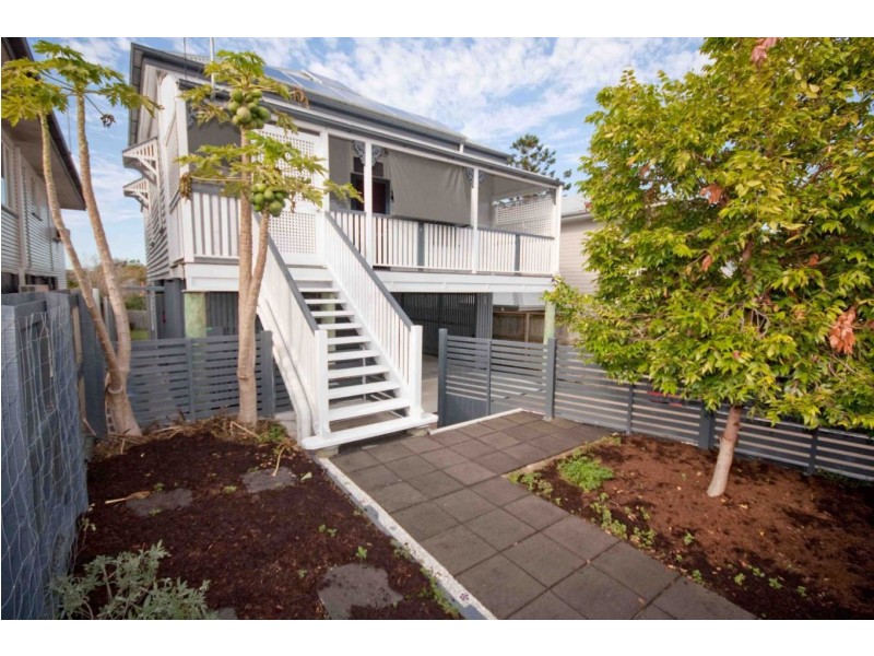 69 Temple Street, Coorparoo QLD 4151