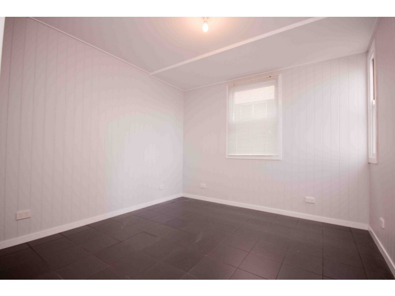 69 Temple Street, Coorparoo QLD 4151