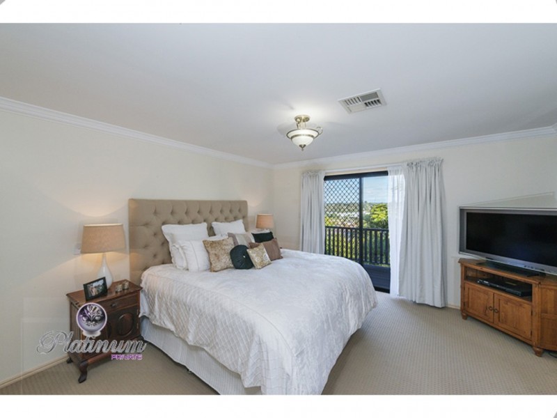 49 Debussy Place, Mount Ommaney QLD 4074