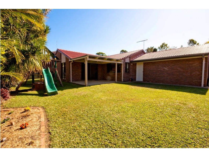 6 Kennet Place, Carina QLD 4152