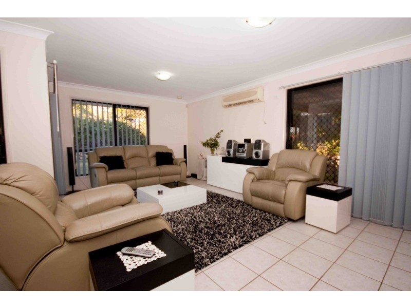 36 Aspen Street, Carindale QLD 4152