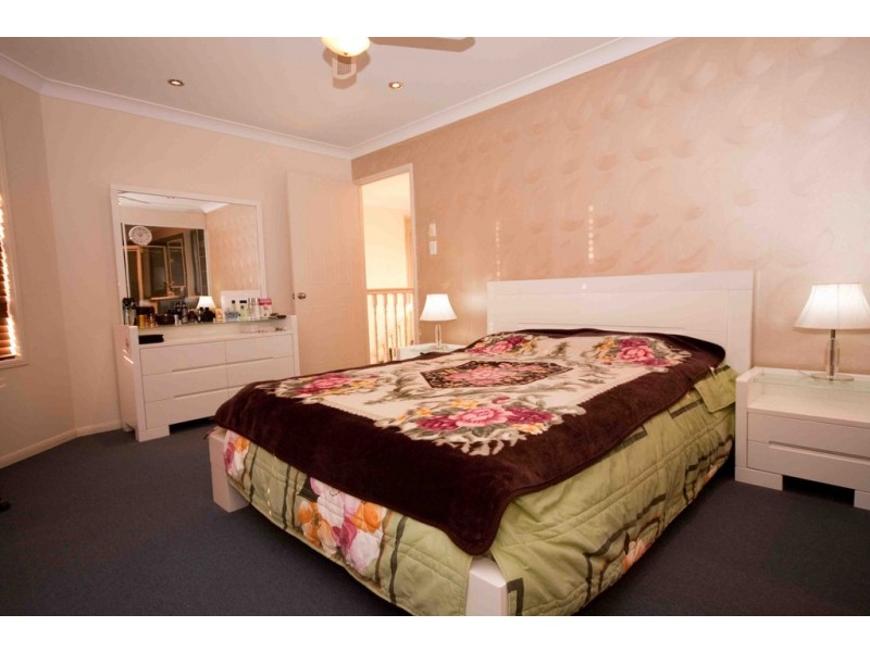 36 Aspen Street, Carindale QLD 4152