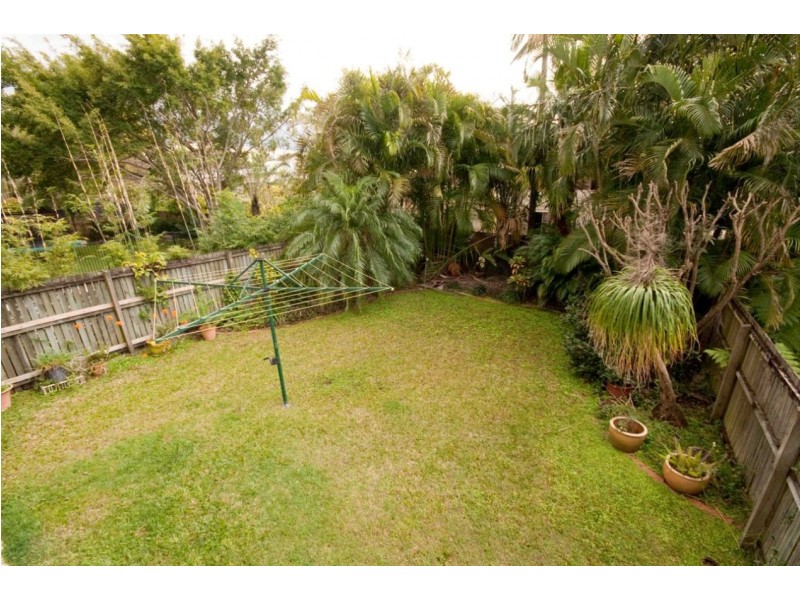 132 Temple Street, Coorparoo QLD 4151