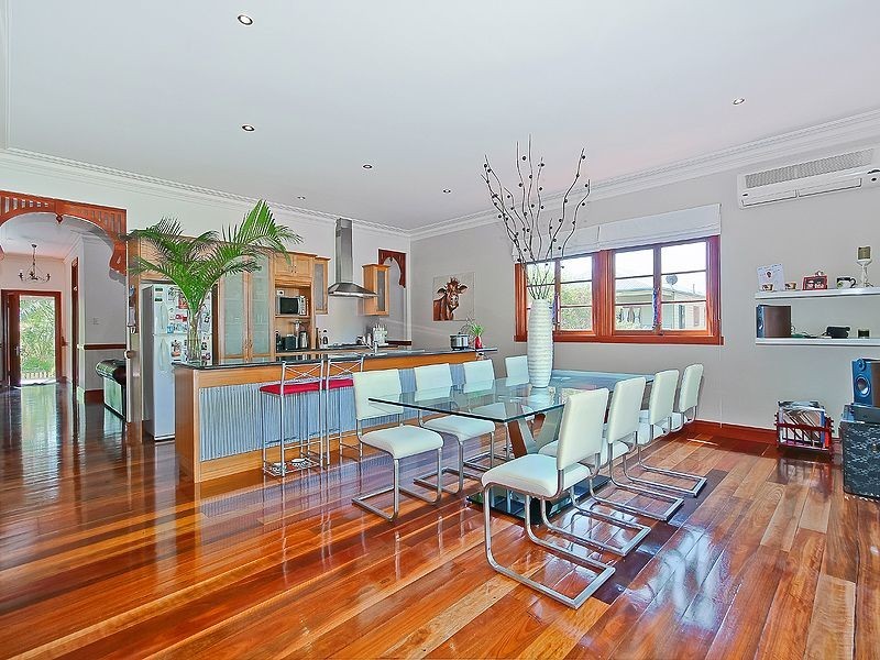 4 Baden Powell Place, Camp Hill QLD 4152