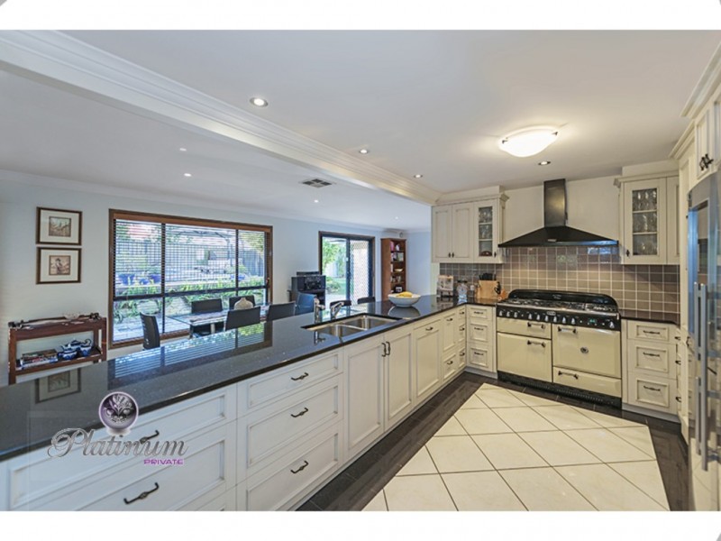 49 Debussy Place, Mount Ommaney QLD 4074