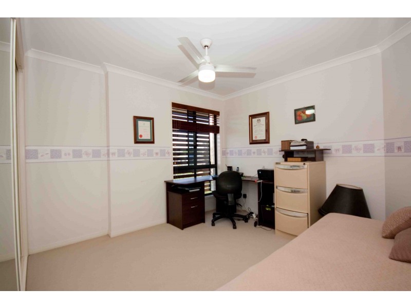 2/2A Bruce St, Carina QLD 4152