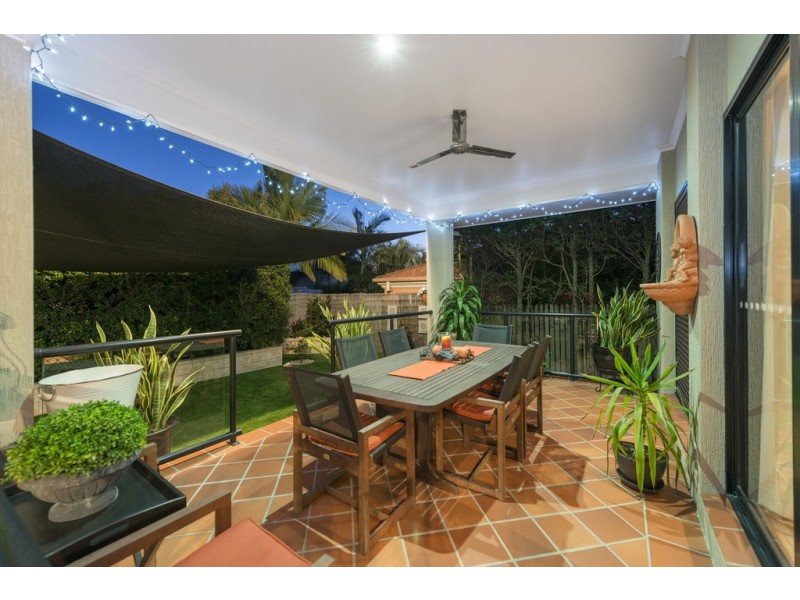 19 Forest Place, Carindale QLD 4152