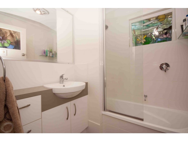 143 Sibley Road, Wynnum West QLD 4178