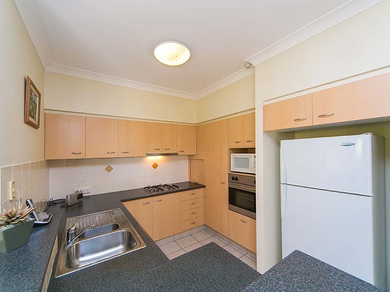 27 Oleander Place, Carindale QLD 4152