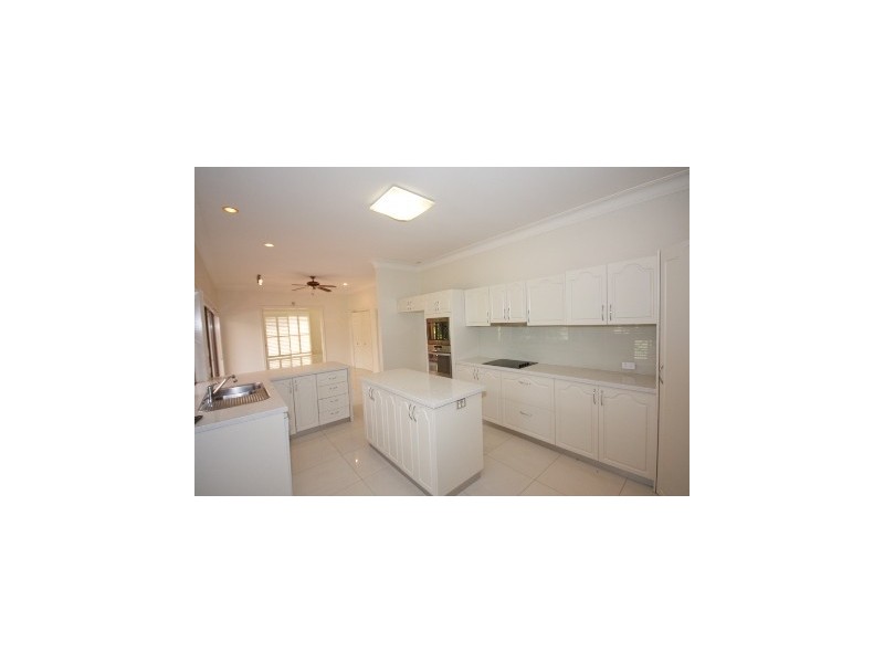 78 Stanmere Street, Carindale QLD 4152