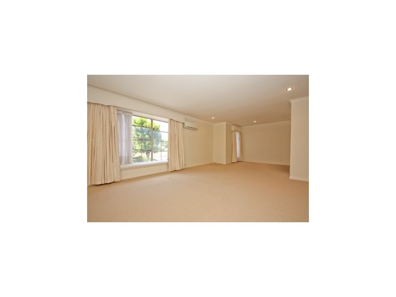 78 Stanmere Street, Carindale QLD 4152