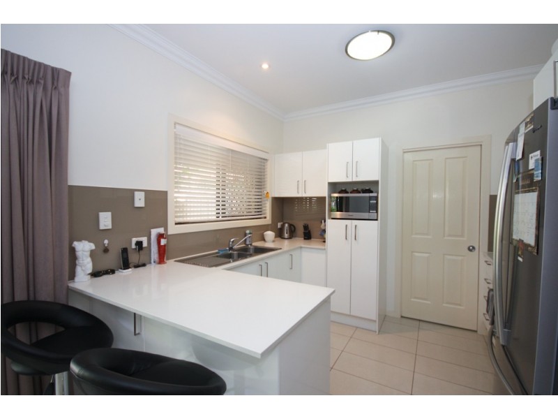 2/22 Orana Street, Carina QLD 4152