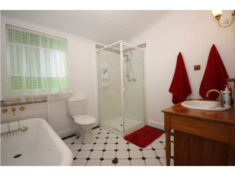 1212 Stanley Street East, Coorparoo QLD 4151