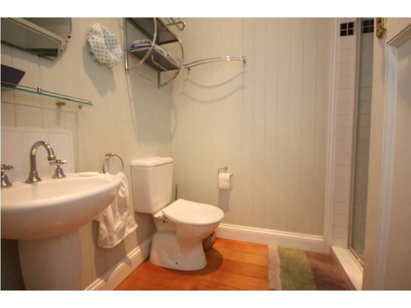 1212 Stanley Street East, Coorparoo QLD 4151