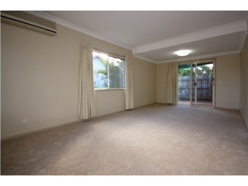 10/180 Seville Road, Holland Park QLD 4121