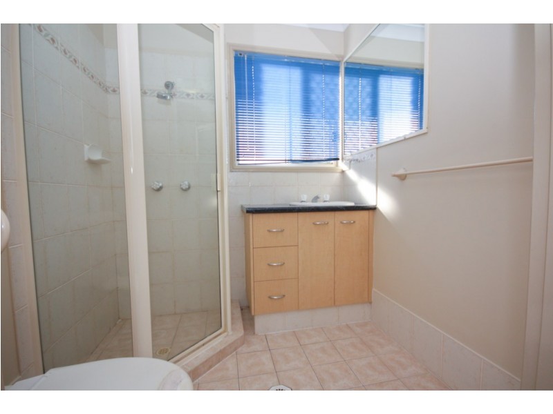 10/180 Seville Road, Holland Park QLD 4121