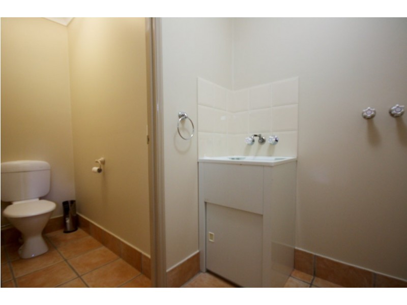 10/180 Seville Road, Holland Park QLD 4121