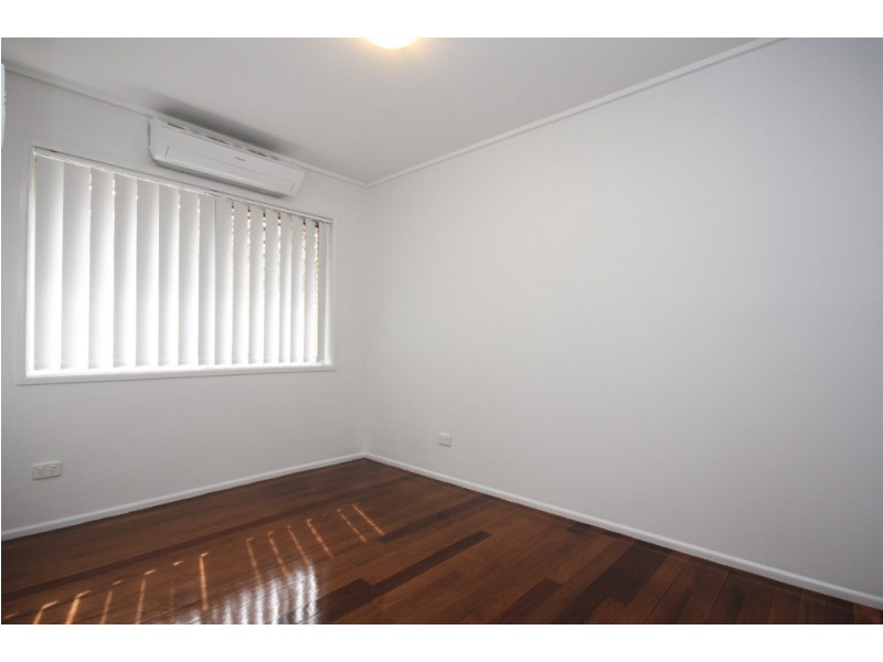 1/30 Mclay Street, Coorparoo QLD 4151