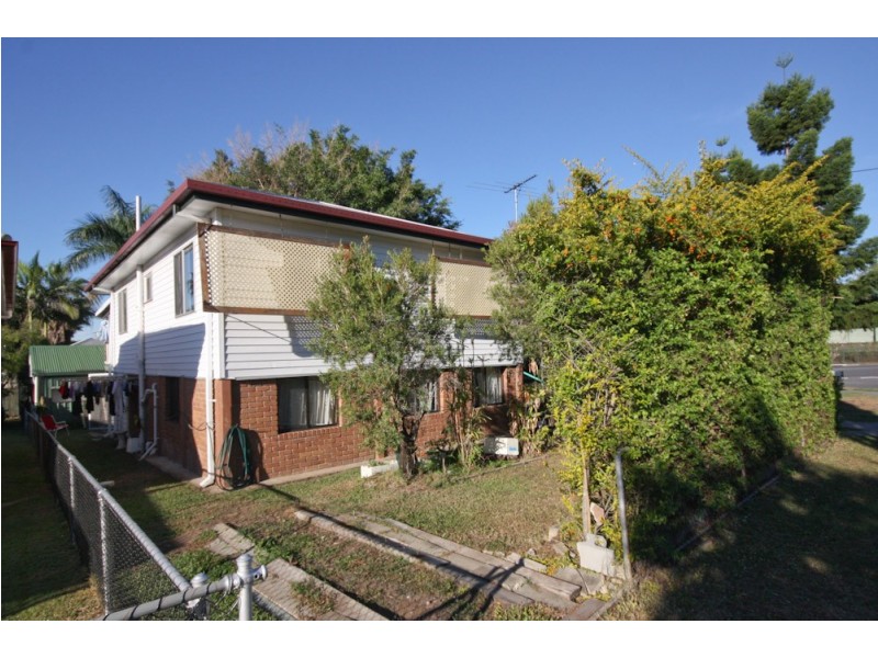 9 Landsdowne Street, Coorparoo QLD 4151