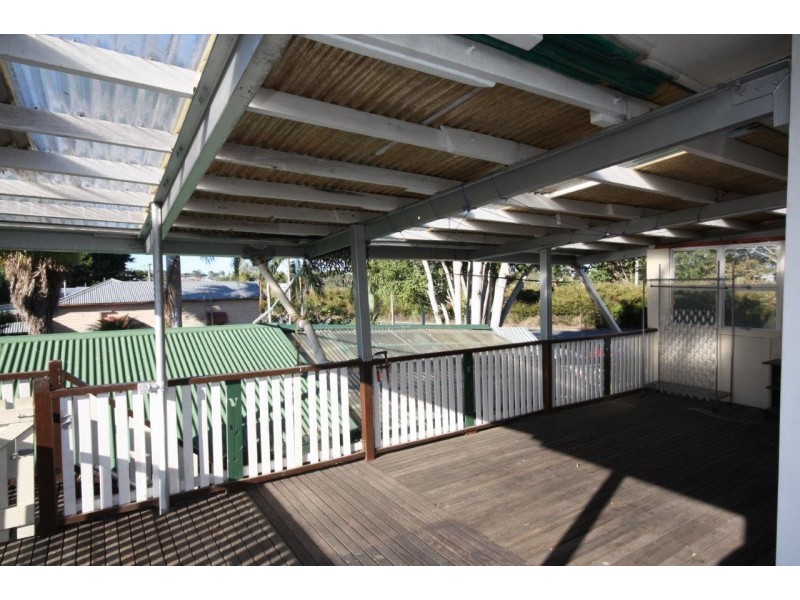 9 Landsdowne Street, Coorparoo QLD 4151