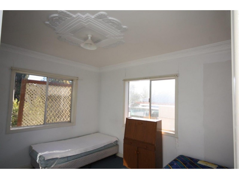 9 Landsdowne Street, Coorparoo QLD 4151