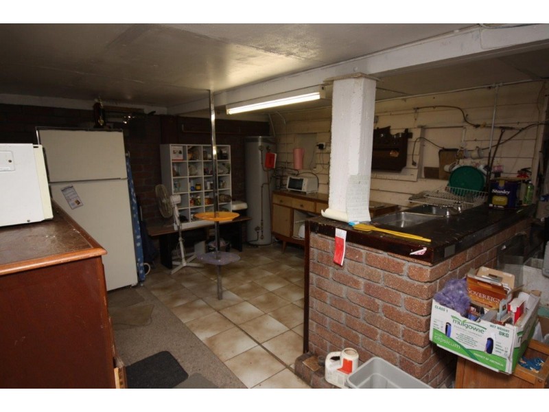 9 Landsdowne Street, Coorparoo QLD 4151