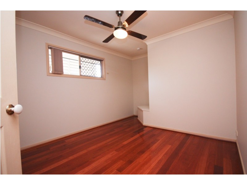 6 Oxford Close, Carindale QLD 4152