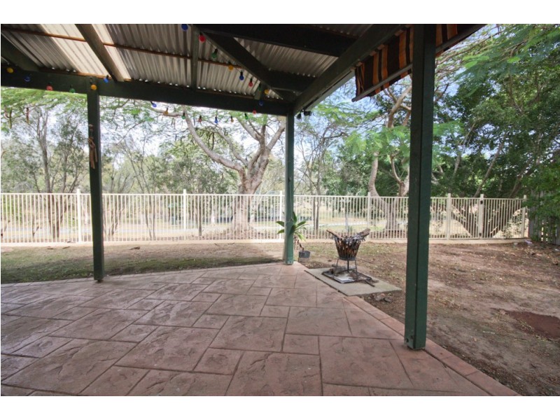6 Oxford Close, Carindale QLD 4152