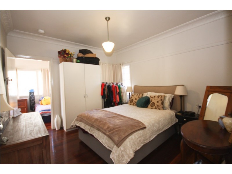 60 Martha Street, Camp Hill QLD 4152