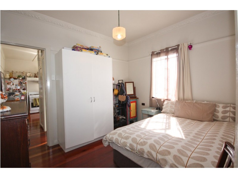 60 Martha Street, Camp Hill QLD 4152