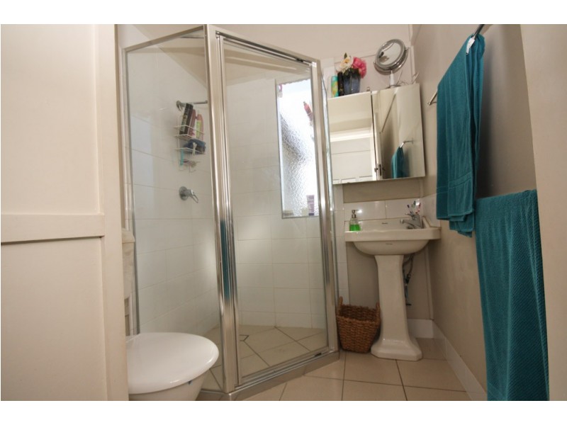 60 Martha Street, Camp Hill QLD 4152