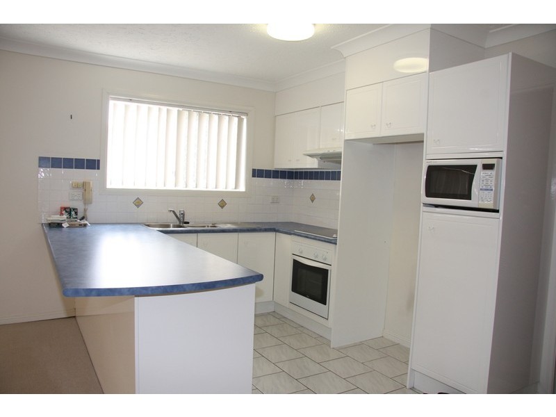 2/50 Dutton Street, Hawthorne QLD 4171