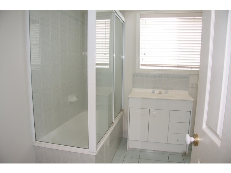 2/50 Dutton Street, Hawthorne QLD 4171