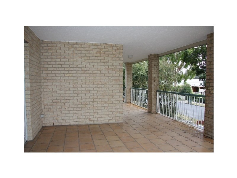 2/50 Dutton Street, Hawthorne QLD 4171