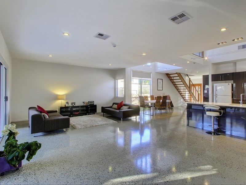 12 Esmonde Place, Coorparoo QLD 4151