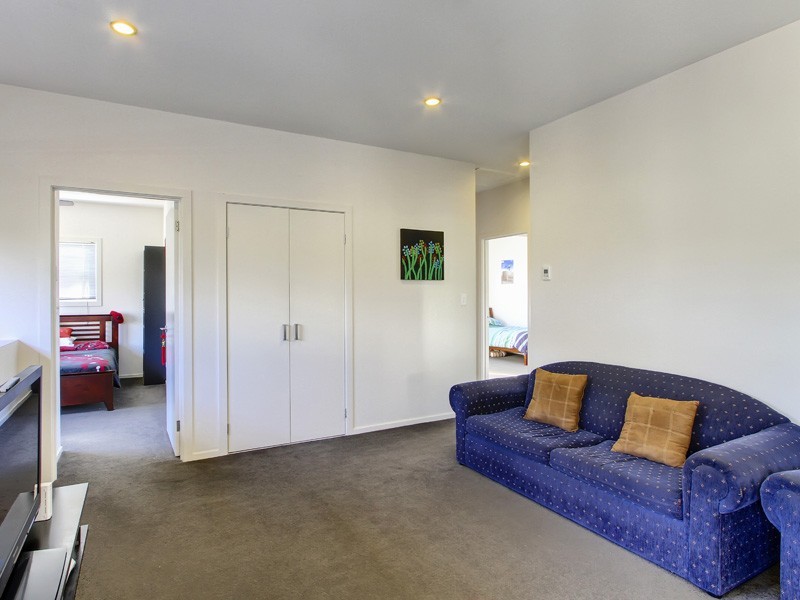 12 Esmonde Place, Coorparoo QLD 4151