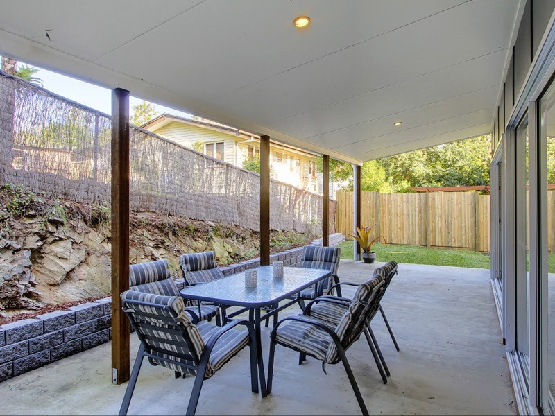 12 Esmonde Place, Coorparoo QLD 4151