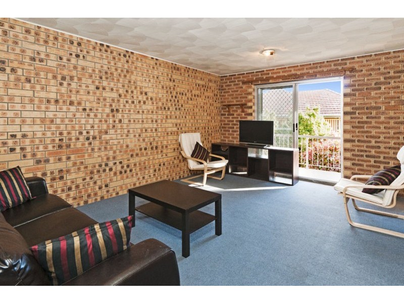 2/92 Bovelles Street, Camp Hill QLD 4152