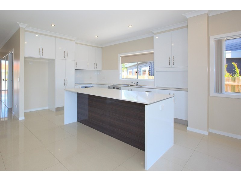 24 Faraday Street, Camp Hill QLD 4152