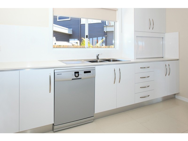 24 Faraday Street, Camp Hill QLD 4152