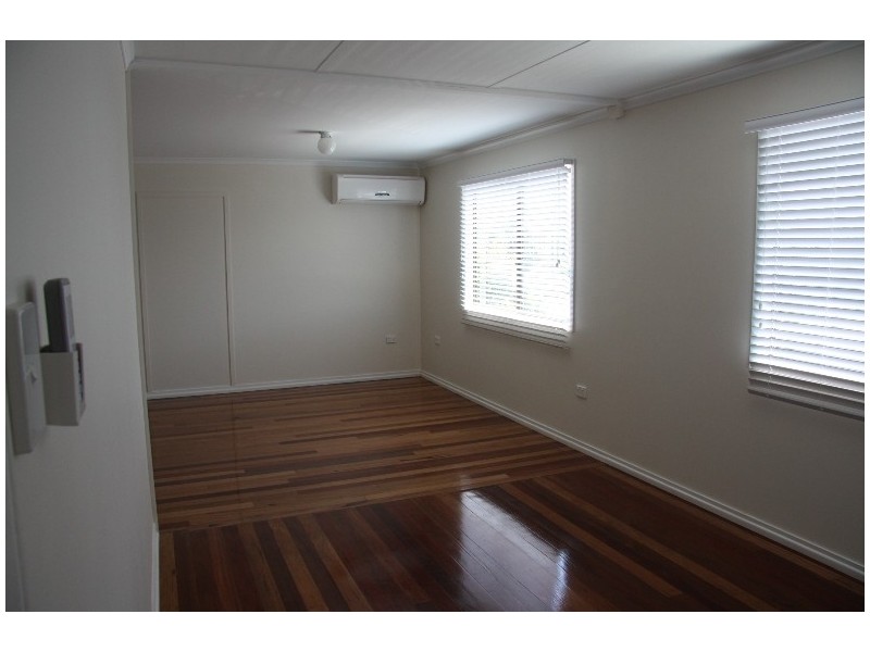 520 B Old Cleveland Road, Camp Hill QLD 4152