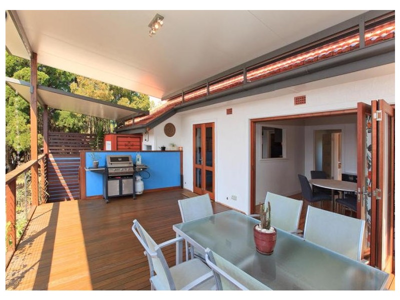 58 Martha Street, Camp Hill QLD 4152