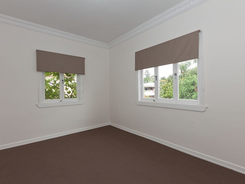 22 Arrol Street, Camp Hill QLD 4152